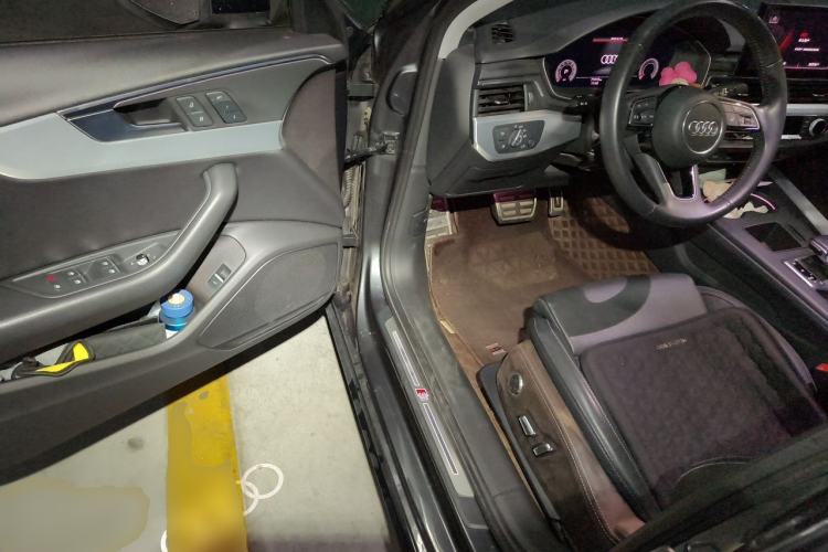 Used Audi A4L 2020 40 TFSI Luxury Dynamic Model Driver Seat
