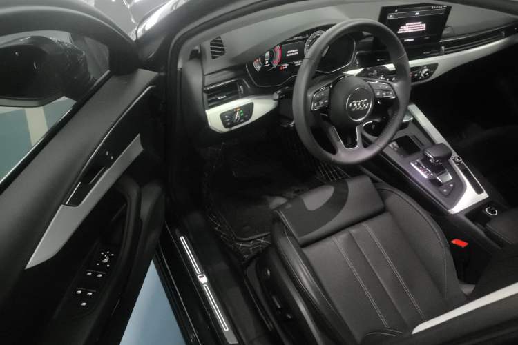 Used Audi A4L 2020 40 TFSI Fashion Dynamic Model Driver Seat