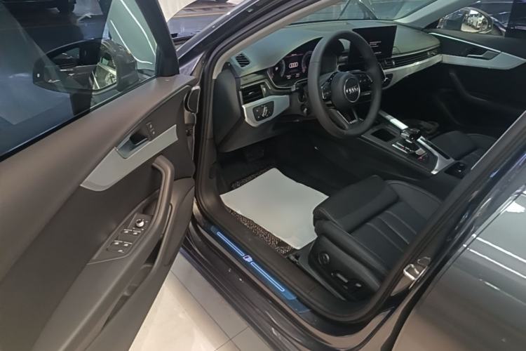 Used Audi A4L 2020 40 TFSI Fashion Dynamic Model Driver Seat