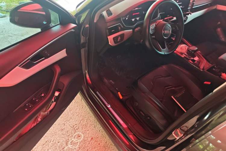 Used Audi A4L 2020 40 TFSI Luxury Dynamic Model Driver Seat