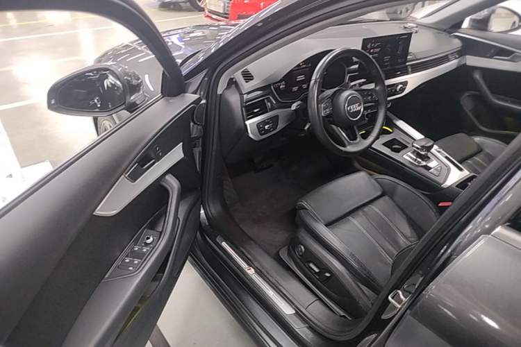Used Audi A4L 2020 40 TFSI Fashion Dynamic Model Driver Seat