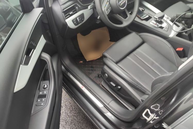 Used Audi A4L 2020 40 TFSI Fashion Dynamic Model Driver Seat