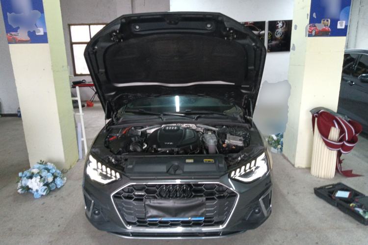 Used Audi A4L 2020 40 TFSI quattro Luxury Dynamic Model Engine Bay