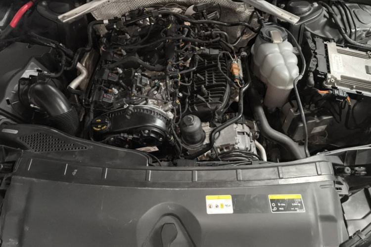 Used Audi A4L 2020 40 TFSI Fashion Dynamic Model Engine Bay