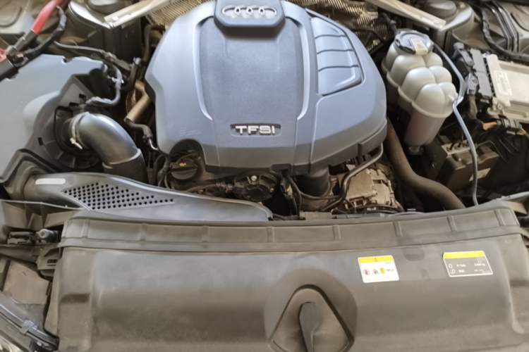 Used Audi A4L 2020 40 TFSI Luxury Dynamic Model Engine Bay