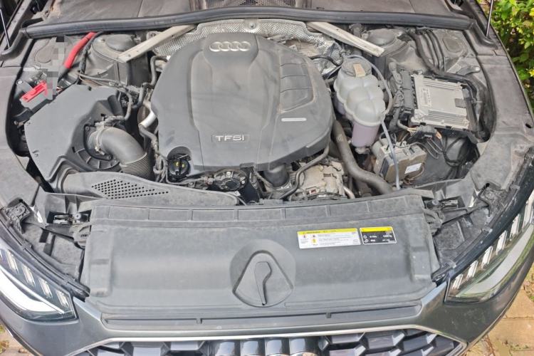 Used Audi A4L 2020 40 TFSI Luxury Dynamic Model Engine Bay