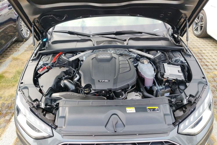Used Audi A4L 2020 40 TFSI Luxury Dynamic Model Engine Bay