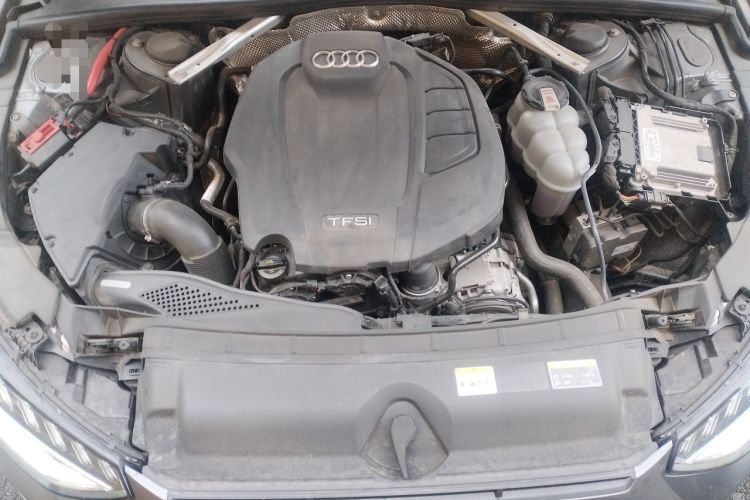 Used Audi A4L 2020 40 TFSI Fashion Dynamic Model Engine Bay