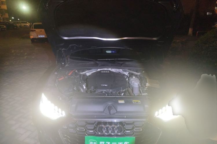 Used Audi A4L 2020 40 TFSI Fashion Dynamic Model Engine Bay