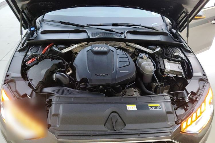 Used Audi A4L 2020 40 TFSI Luxury Dynamic Model Engine Bay