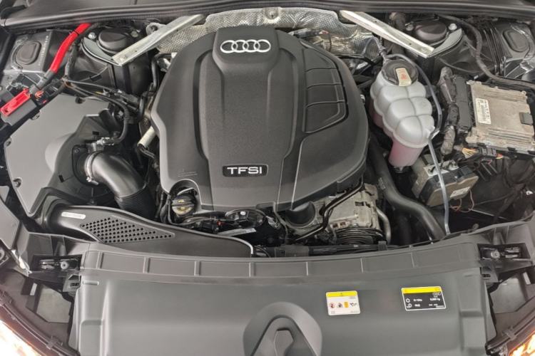 Used Audi A4L 2020 40 TFSI Fashion Dynamic Model Engine Bay