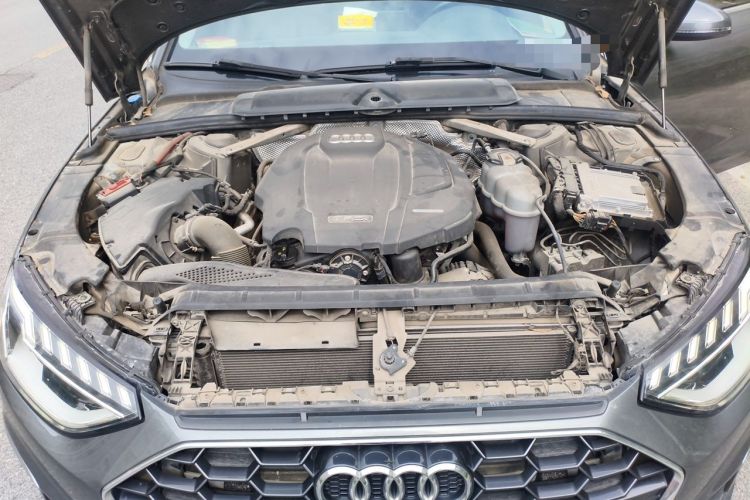 Used Audi A4L 2020 40 TFSI Luxury Dynamic Model Engine Bay