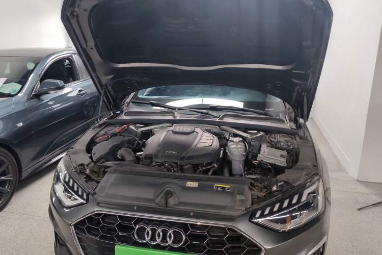 Used Audi A4L 2020 40 TFSI Fashion Dynamic Model Engine Bay