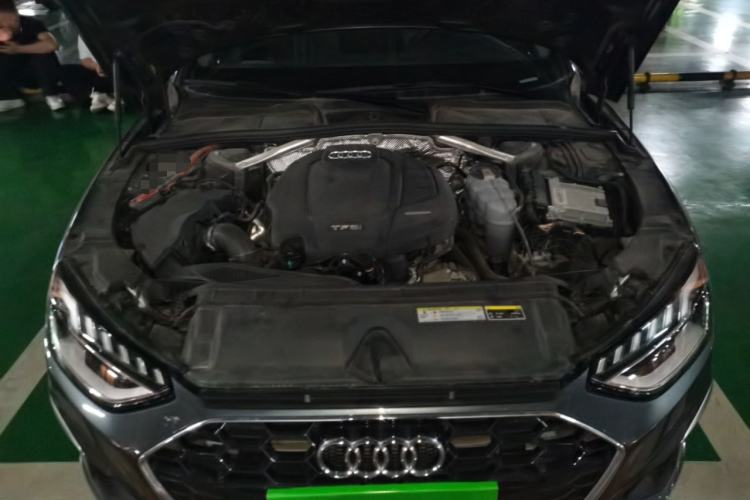 Used Audi A4L 2020 40 TFSI Fashion Dynamic Model Engine Bay