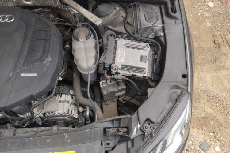 Used Audi A4L 2020 40 TFSI Luxury Prestige Edition Engine Bay Left