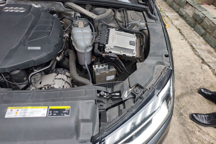 Used Audi A4L 2020 40 TFSI Fashion Dynamic Model Engine Bay Left