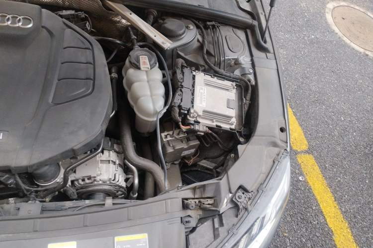 Used Audi A4L 2020 40 TFSI Fashion Dynamic Model Engine Bay Left