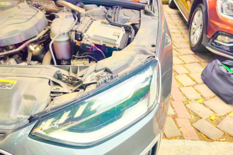 Used Audi A4L 2020 40 TFSI Fashion Dynamic Model Engine Bay Left