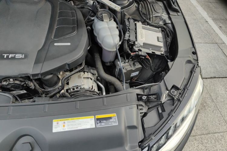 Used Audi A4L 2020 35 TFSI Fashion Dynamic Model Engine Bay Left