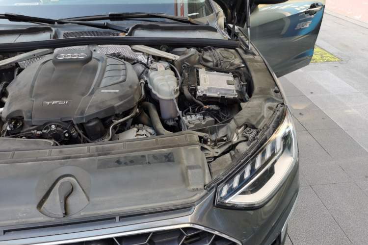 Used Audi A4L 2020 40 TFSI Fashion Dynamic Model Engine Bay Left