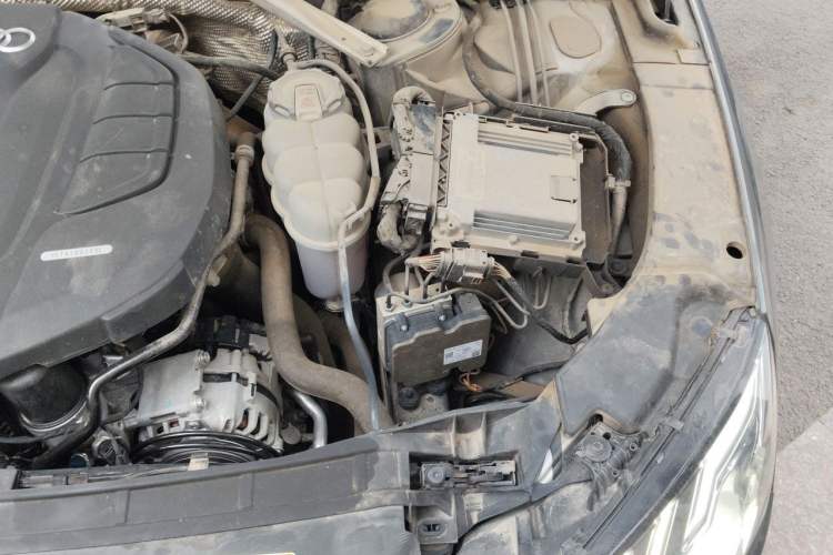 Used Audi A4L 2020 40 TFSI Fashion Dynamic Model Engine Bay Left