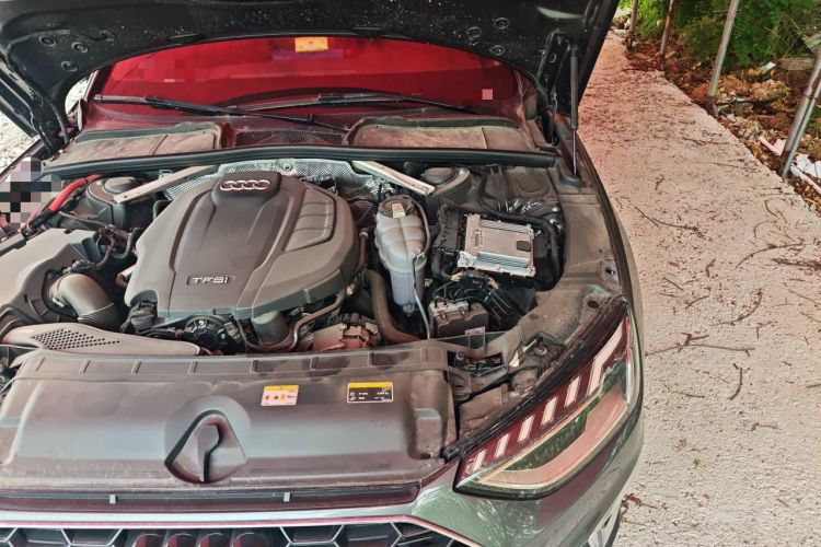 Used Audi A4L 2020 40 TFSI Luxury Dynamic Model Engine Bay Left