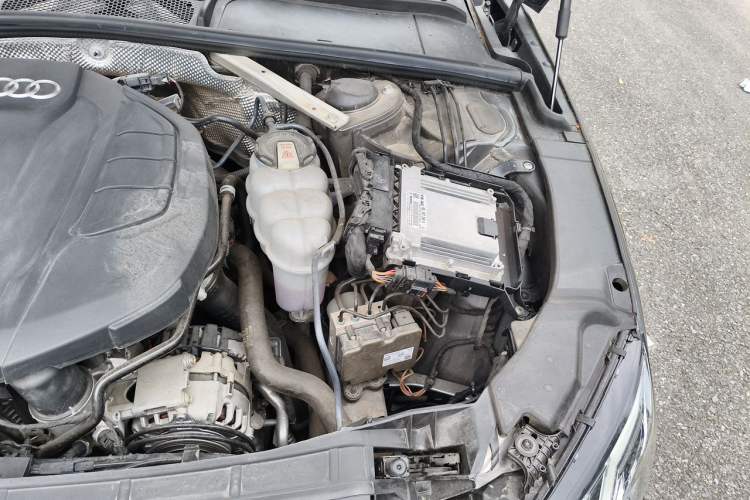 Used Audi A4L 2020 40 TFSI Fashion Dynamic Model Engine Bay Left