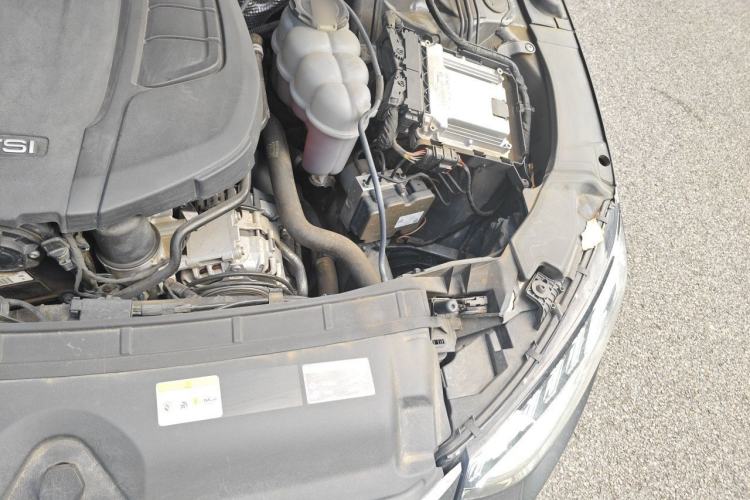 Used Audi A4L 2020 40 TFSI Fashion Dynamic Model Engine Bay Left