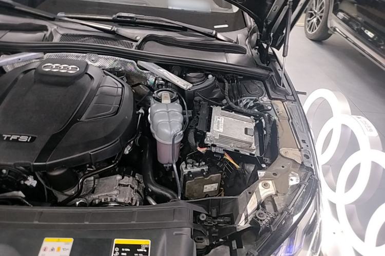 Used Audi A4L 2020 40 TFSI Fashion Dynamic Model Engine Bay Left