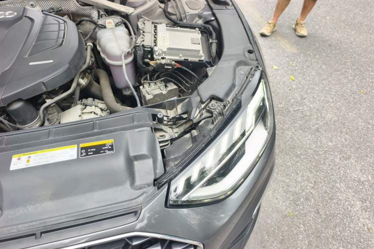 Used Audi A4L 2020 40 TFSI Fashion Dynamic Model Engine Bay Left