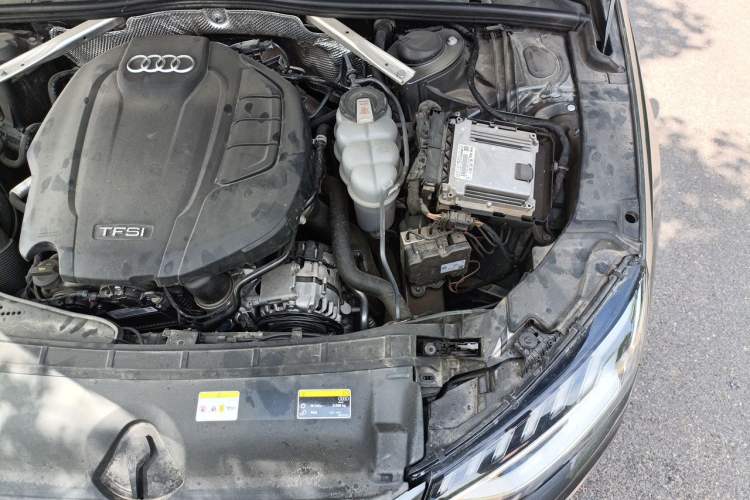 Used Audi A4L 2020 40 TFSI Luxury Dynamic Model Engine Bay Left