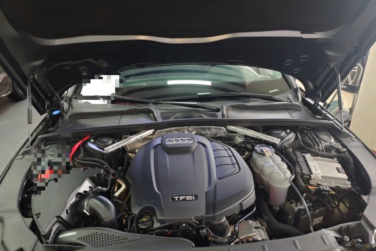 Used Audi A4L 2020 40 TFSI Fashion Dynamic Model Engine Bay