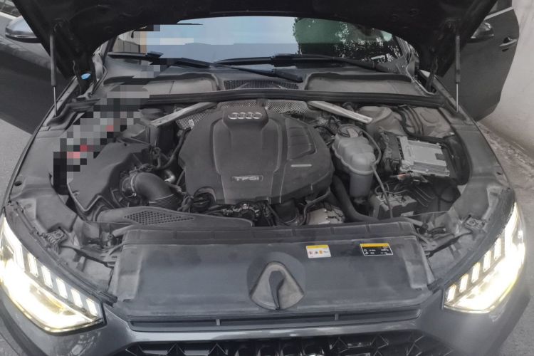 Used Audi A4L 2020 40 TFSI quattro Luxury Dynamic Model Engine Bay