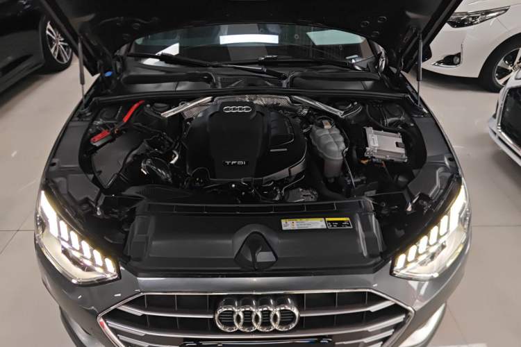 Used Audi A4L 2020 40 TFSI Luxury Prestige Edition Engine Bay