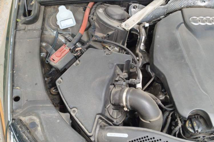 Used Audi A4L 2020 40 TFSI Luxury Prestige Edition Engine Bay Right