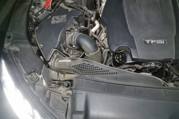 Used Audi A4L 2020 40 TFSI Fashion Dynamic Model Engine Bay Right