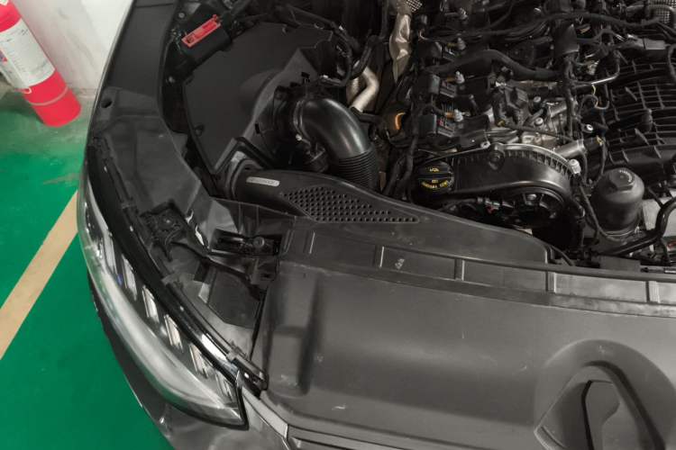 Used Audi A4L 2020 40 TFSI Fashion Dynamic Model Engine Bay Right