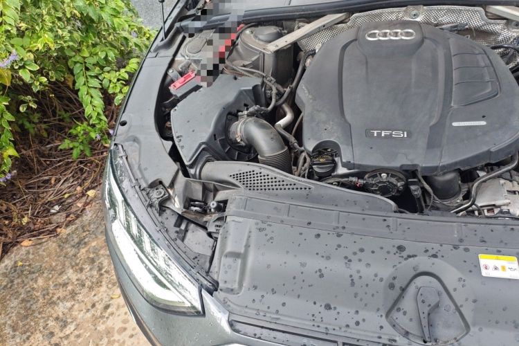 Used Audi A4L 2020 40 TFSI quattro Luxury Dynamic Model Engine Bay Right