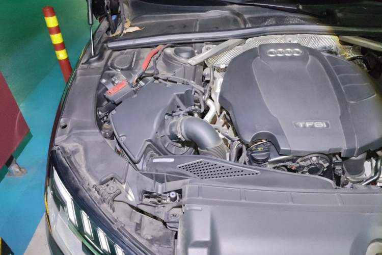 Used Audi A4L 2020 40 TFSI Fashion Dynamic Model Engine Bay Right