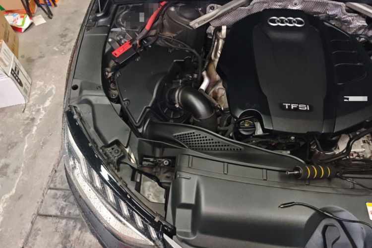 Used Audi A4L 2020 40 TFSI Fashion Dynamic Model Engine Bay Right