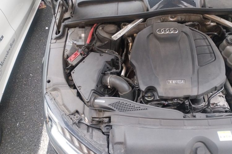 Used Audi A4L 2020 40 TFSI Fashion Dynamic Model Engine Bay Right