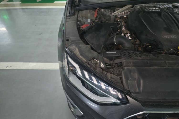 Used Audi A4L 2020 40 TFSI Luxury Dynamic Model Engine Bay Right