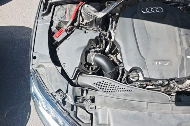 Used Audi A4L 2020 40 TFSI Fashion Dynamic Model Engine Bay Right