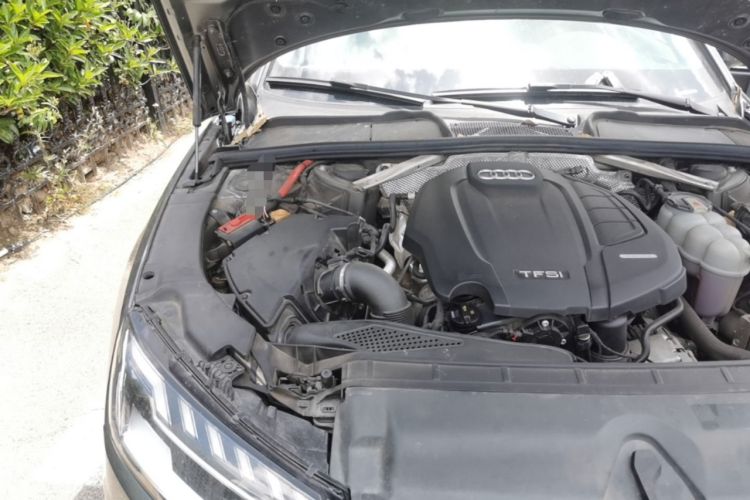 Used Audi A4L 2020 40 TFSI Luxury Dynamic Model Engine Bay Right
