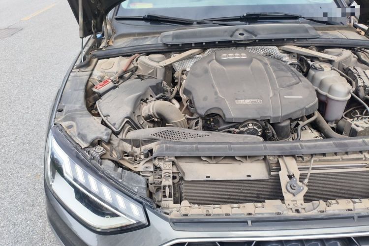 Used Audi A4L 2020 40 TFSI Luxury Dynamic Model Engine Bay Right