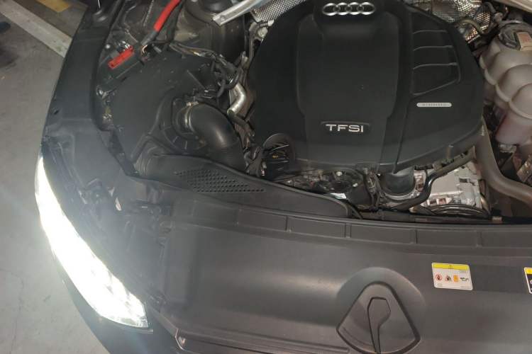 Used Audi A4L 2020 40 TFSI Fashion Dynamic Model Engine Bay Right