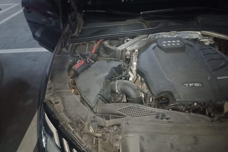Used Audi A4L 2020 40 TFSI Luxury Dynamic Model Engine Bay Right