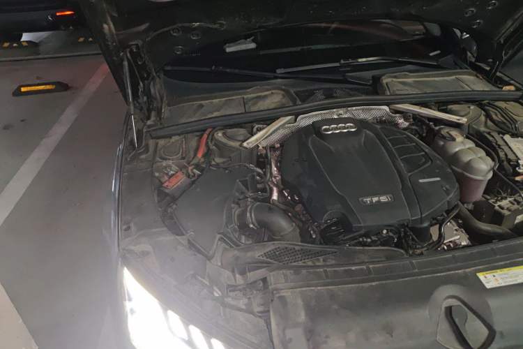 Used Audi A4L 2020 40 TFSI Fashion Dynamic Model Engine Bay Right