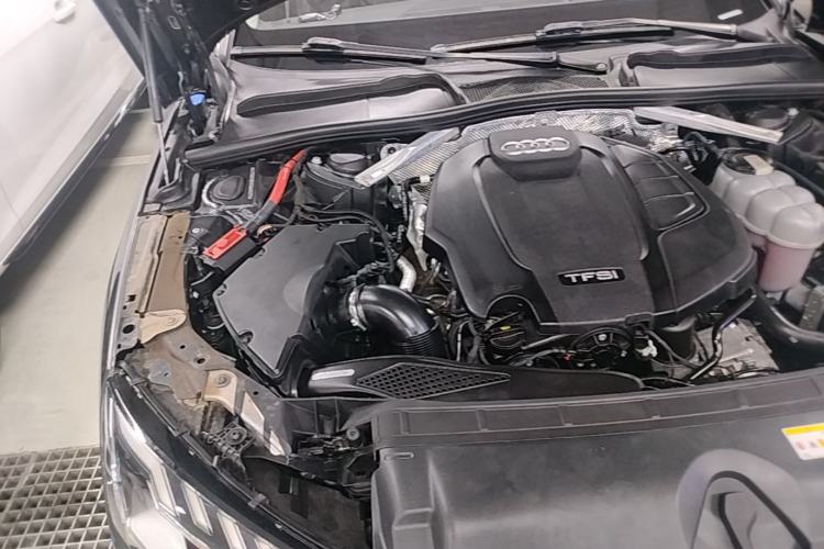 Used Audi A4L 2020 40 TFSI Fashion Dynamic Model Engine Bay Right