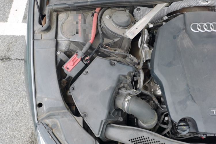 Used Audi A4L 2020 40 TFSI Luxury Prestige Edition Engine Bay Right